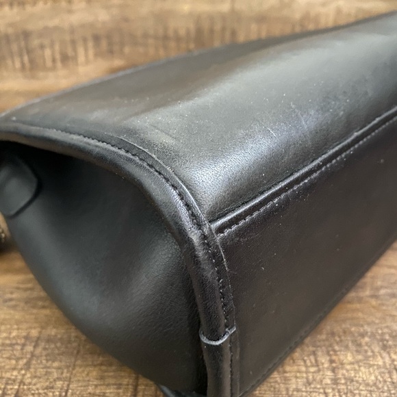 SOLD | Vintage Coach | Manor Bag - Picture 11 of 12